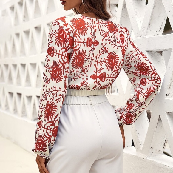Boho Floral Red Print Surplice Cropped Top - Picture 6 of 9